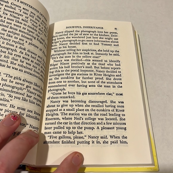 Nancy Drew: Nancy’s Mysterious Letter Hardcover Book - Picture 4 of 4